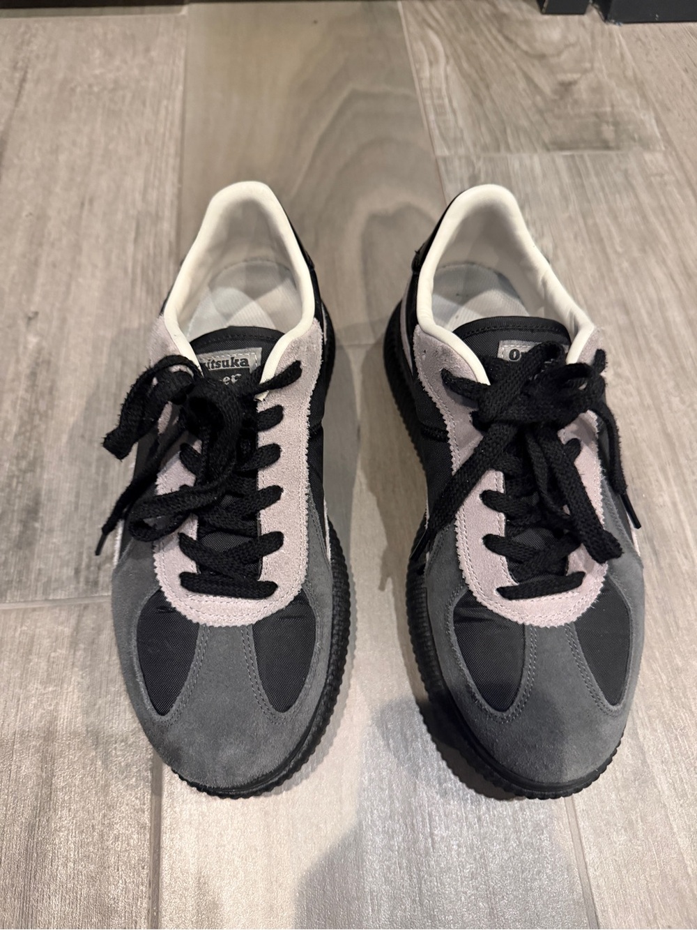 Onitsuka Tiger Low-Top Sneakers